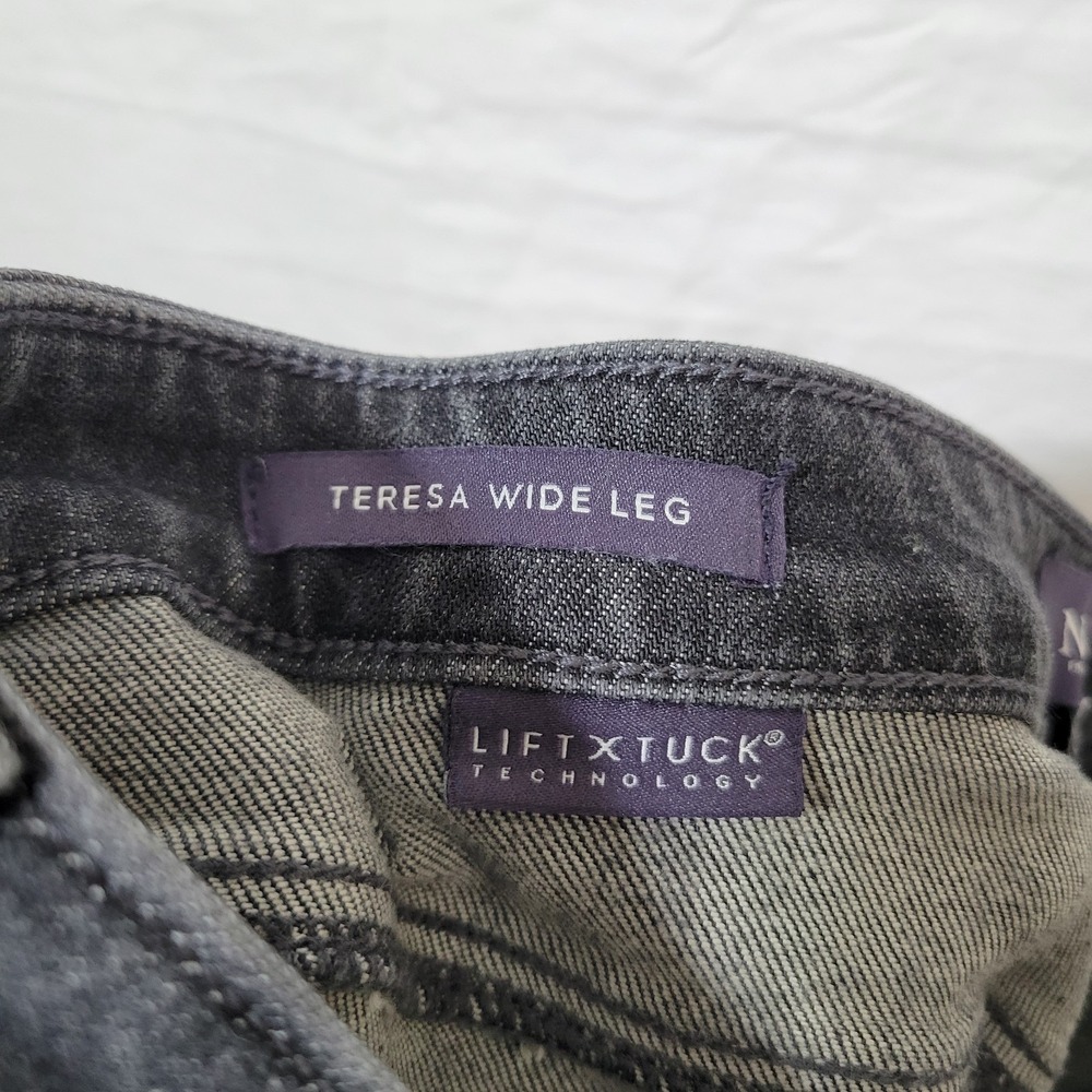 NYDJ Teresa Wide Leg Jeans Grey Province Floral Sz 12 Boho LiftTuck Raw Hem - Picture 5 of 7